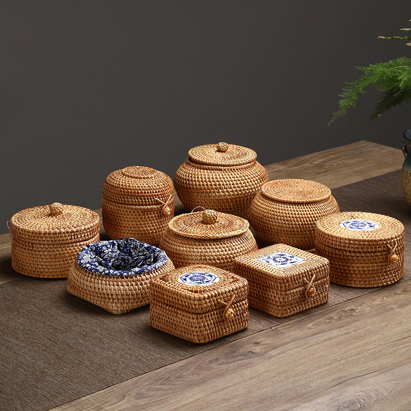 Food Snacks In Japan - 뚜껑이있는 손으로 짠 등나무 보관 상자